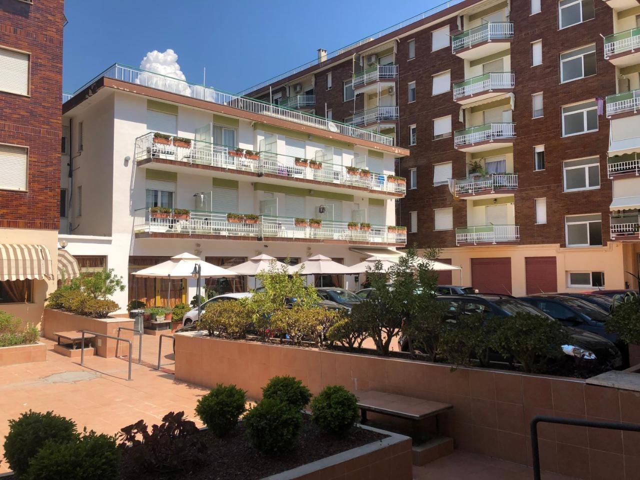 Hotel Arma Ristorante 아르마 디 타지아 외부 사진